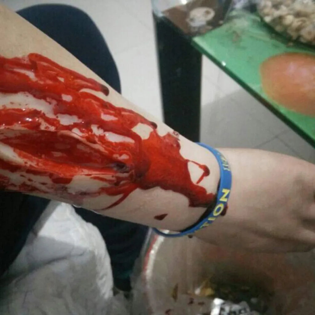 Halloween Fake-Blut & Make-up Requisiten